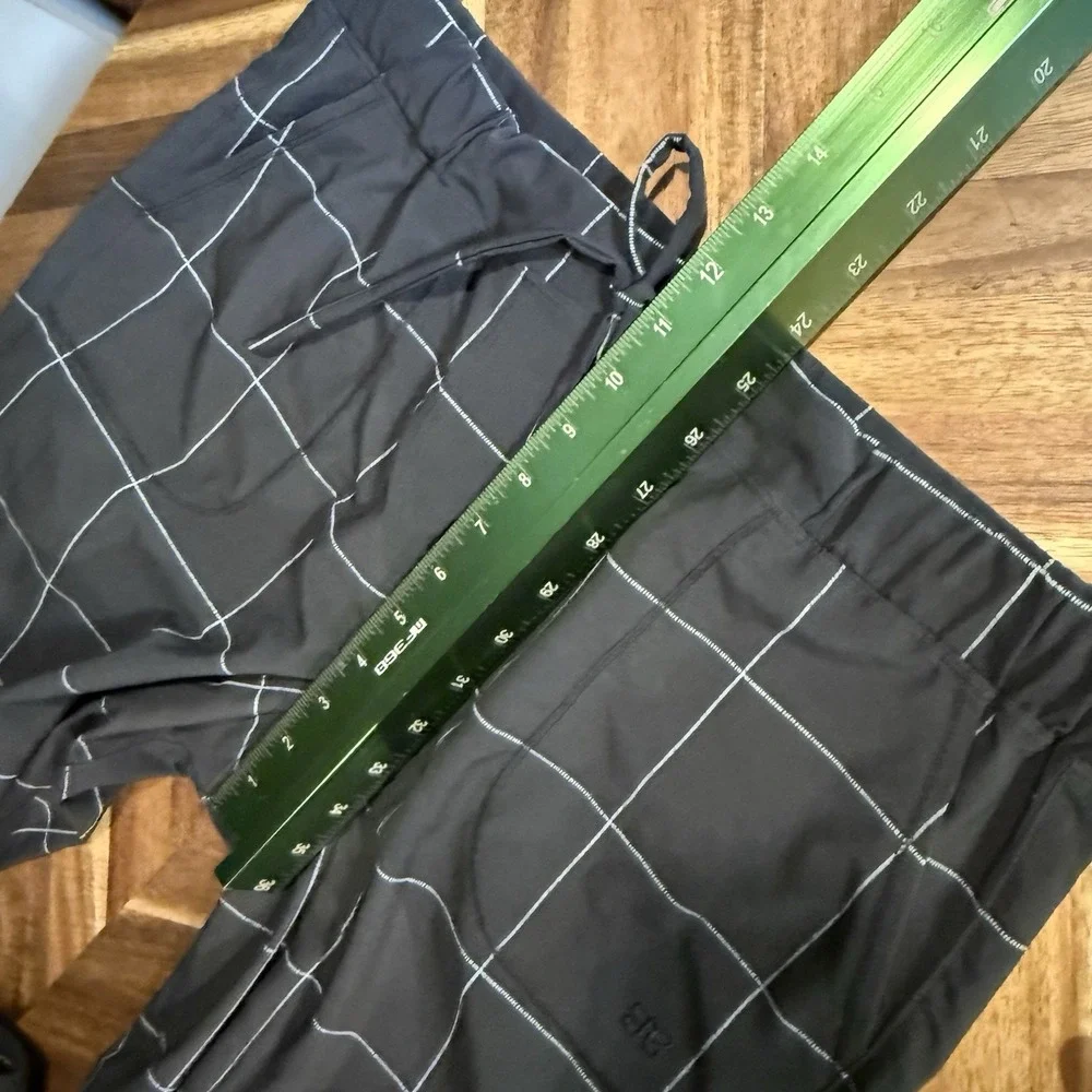 Albion windowpane athletic